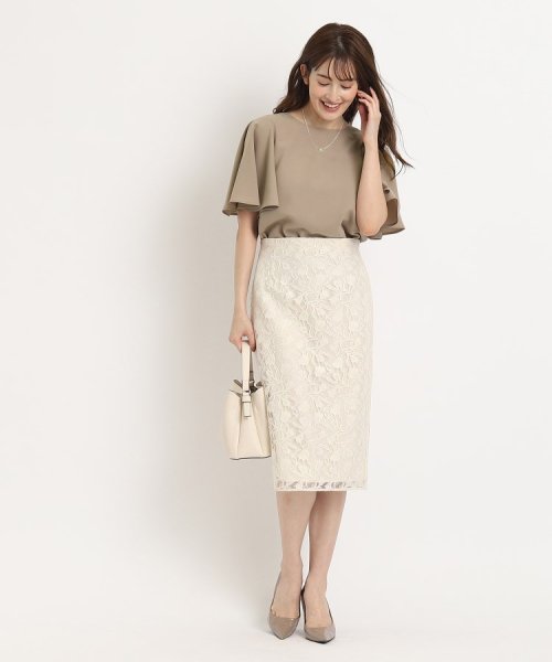 【洗える／日本製／シワになりにくい／清涼感／セットアップ可】オンオフ活躍する、大人フリルブラウス 