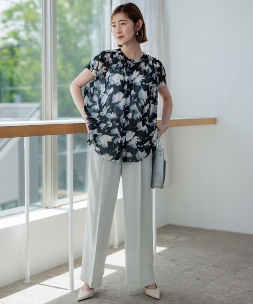 【洗える】Ratti シャドーフラワー プリント ブラウス BCD1365947869 (10450円)