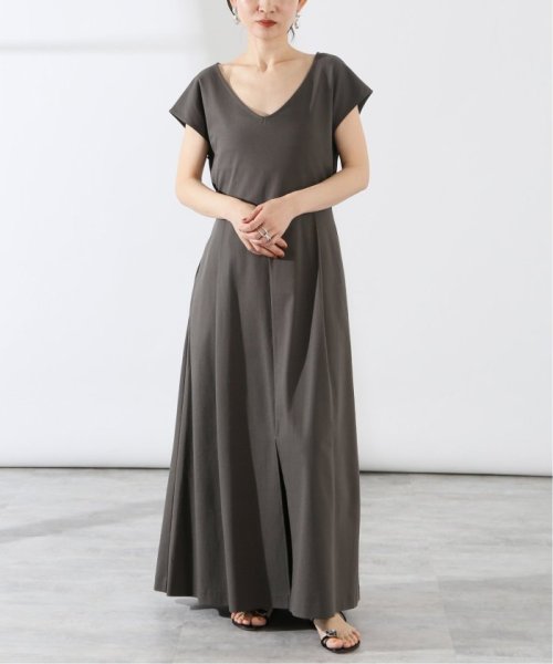 オープンバック ドライジャージドレス VERMEIL par