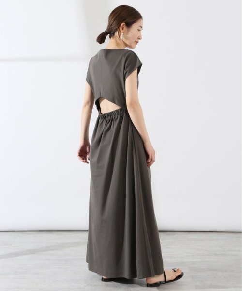 オープンバック ドライジャージドレス VERMEIL par