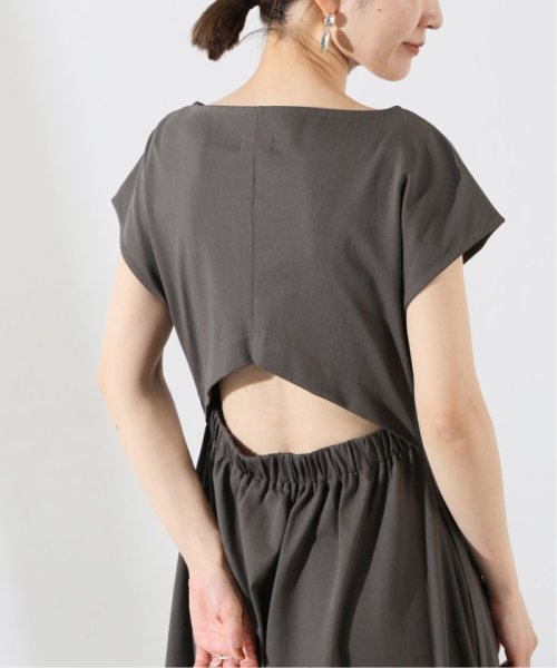 オープンバック ドライジャージドレス VERMEIL par