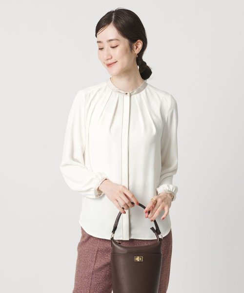 バイカラー パイピング ブラウス B82 W57 H84 着用サイズ：FREELT B75 W60 H83