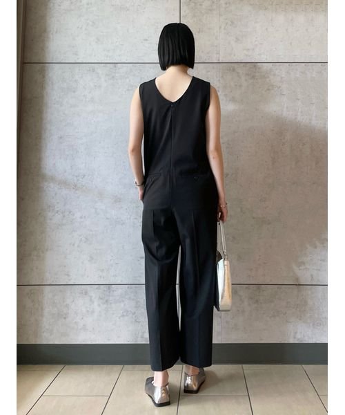 センタープレスクルーネックオールインワン 予めご了承ください