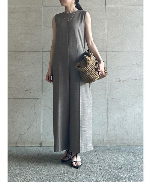 センタープレスクルーネックオールインワン 予めご了承ください