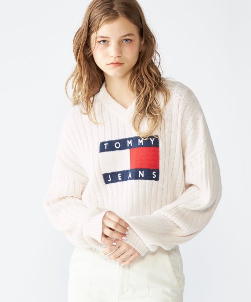 TOMMY JEANS(トミージーンズ)/TJW VNCK CENTER FLAG SWEATER E/img02