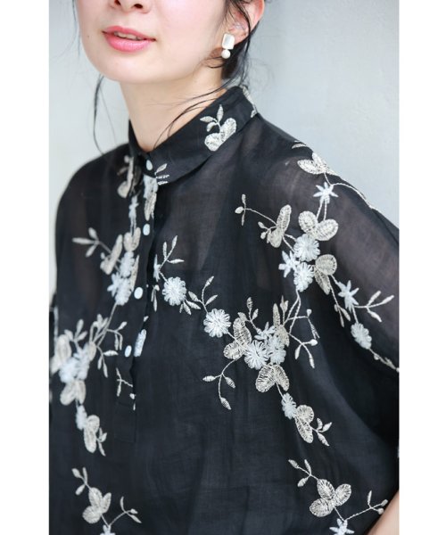 CAWAII(カワイイ)/涼やかに風通る花刺繍シャツトップス/img16