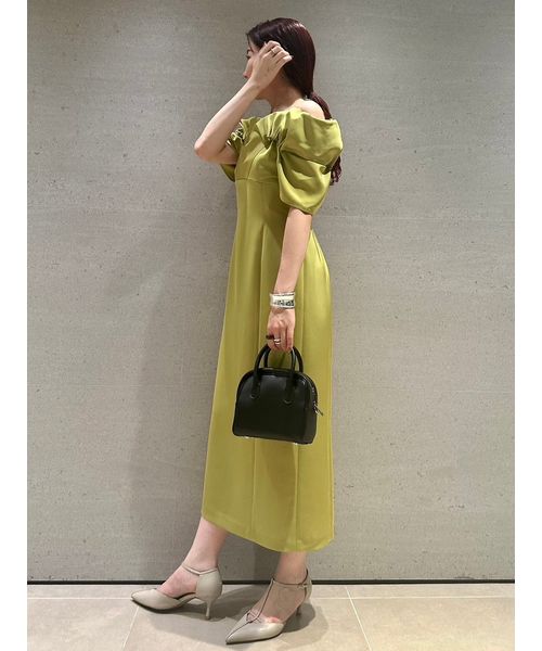 FRAY I.D｜タックドレープオフショルサテンドレス | Rakuten