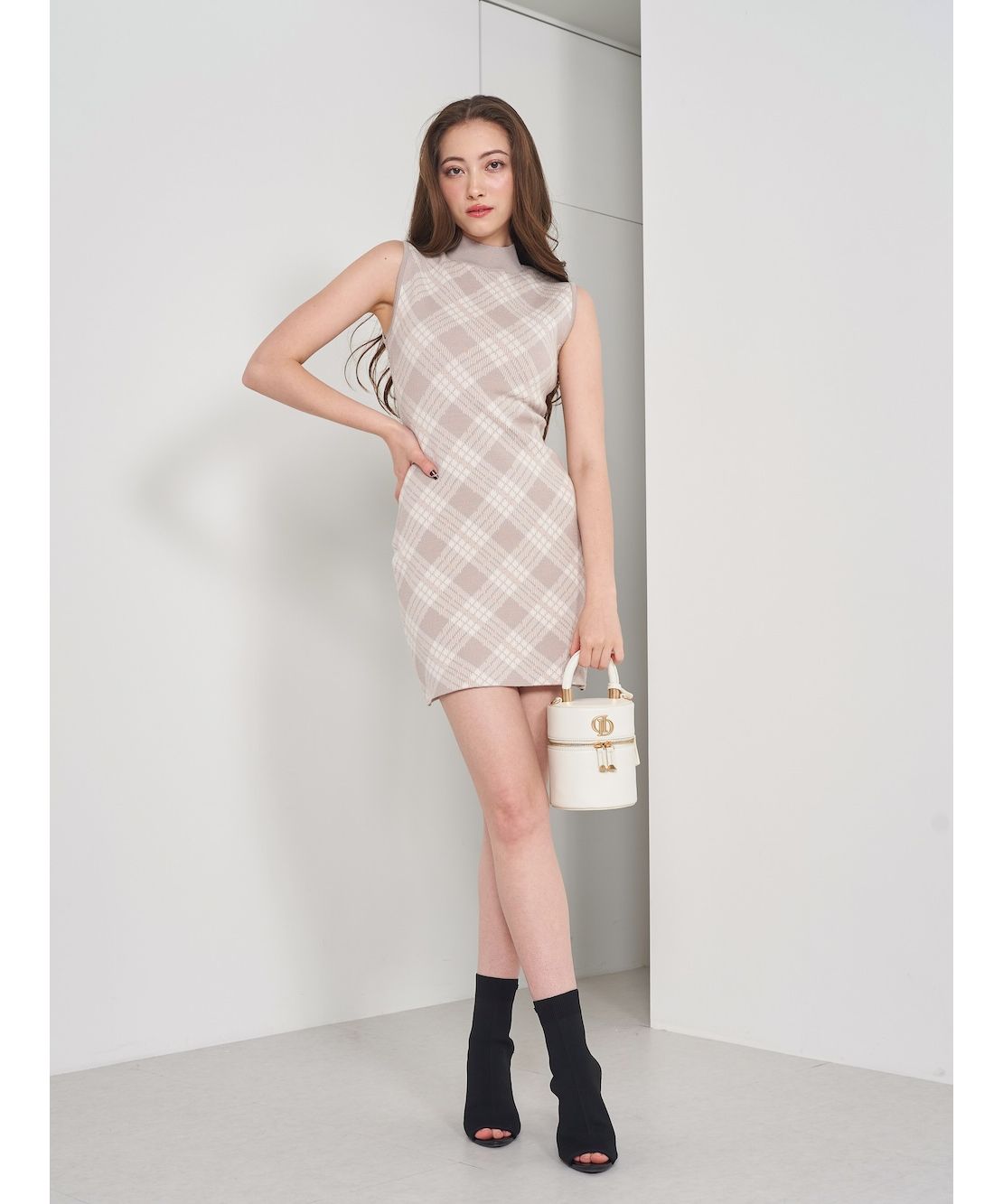 【美品】ダーリッチ　チェックジャガードノースリニットミニワンピース チェックジャガードノースリニットミニワンピース – Darich (ダーリッチ)