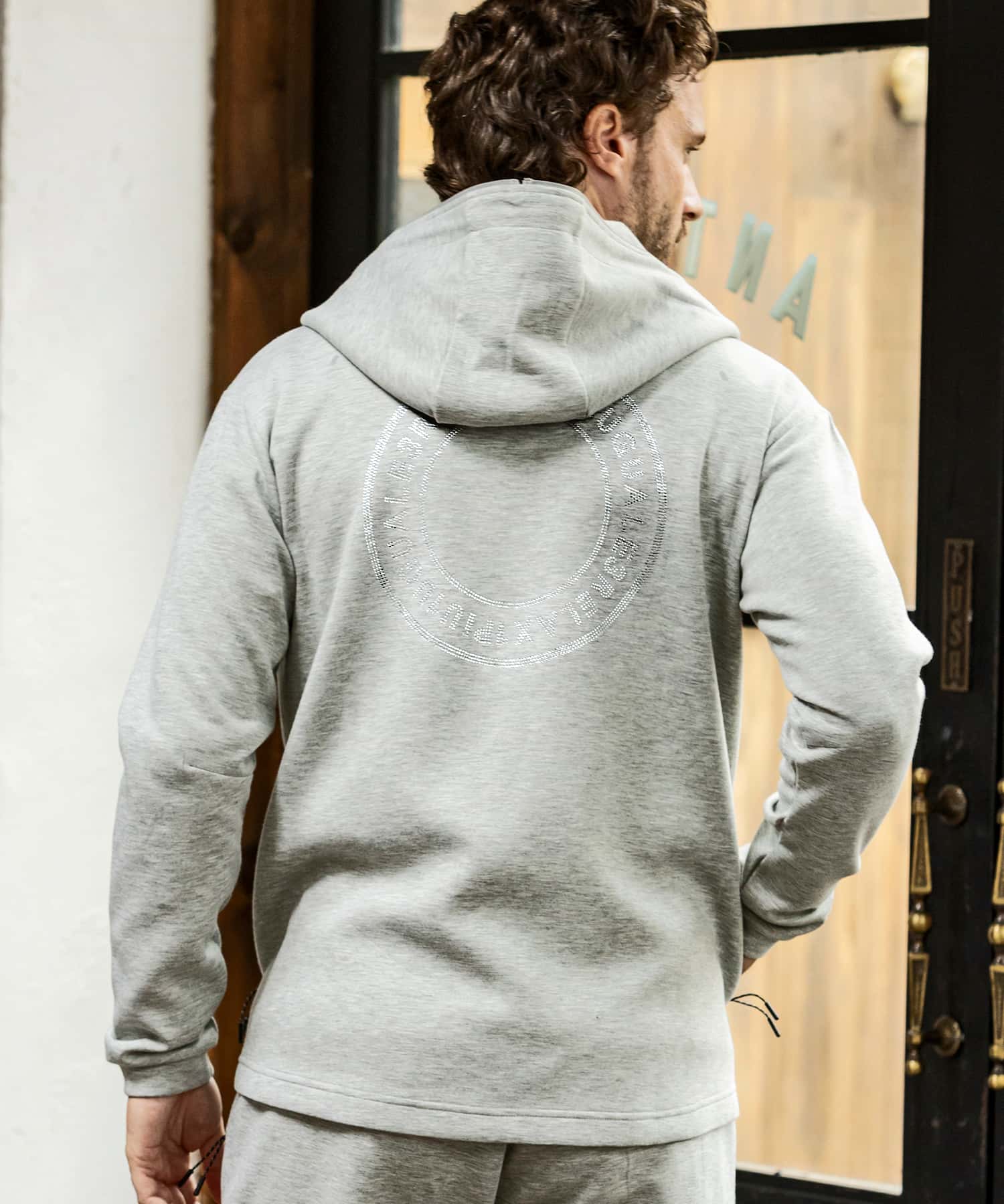 ラインストーンサークルロゴパーカー(506732925)｜HANKYU MEN'S