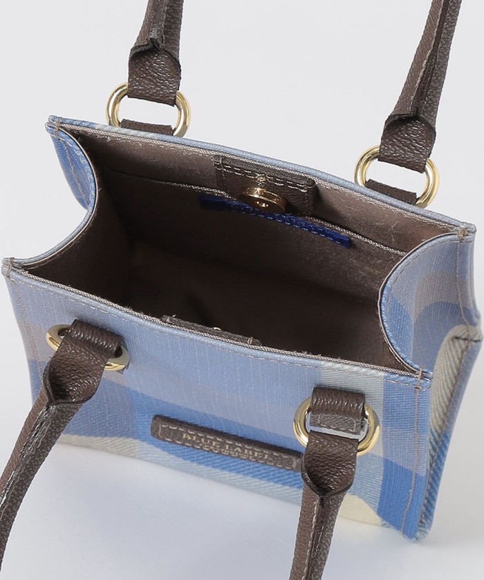 ブルーレーベル　クレストブリッジチェックPVCポシェット BLUE LABEL CRESTBRIDGE ショルダーバッグ バッグ クレスト
