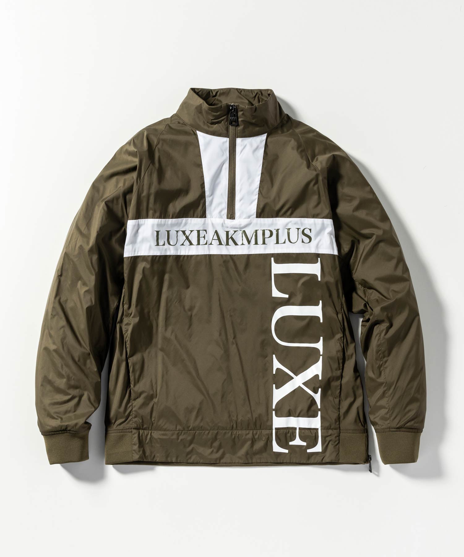 リュクスエイケイエムプラス LUXE AKM PLUS ゴルフ 軽量ハーフジップ