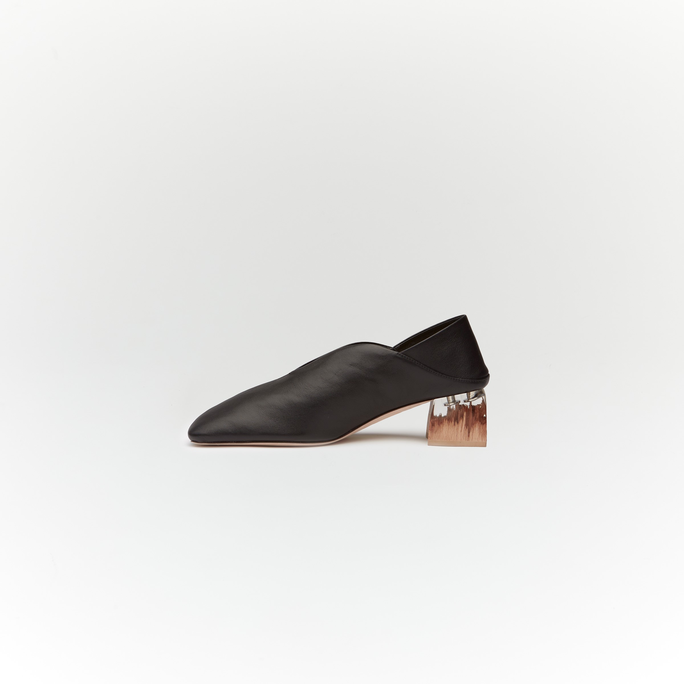 ERIN LEATHER PUMPS ホワイト ERIN LEATHER PUMPS （White） -ALM. official web store