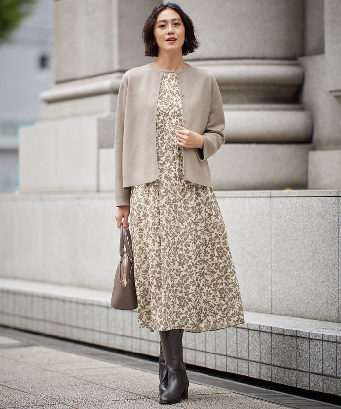 洗える】スノーフラワープリント ワンピース(507729653)｜阪急百貨店