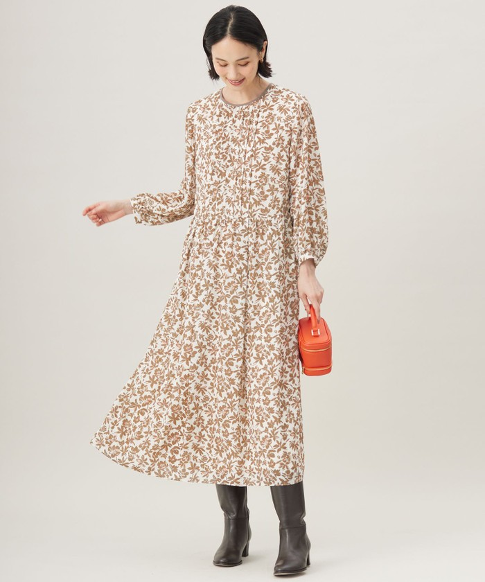 洗える】スノーフラワープリント ワンピース(507729653)｜阪急百貨店