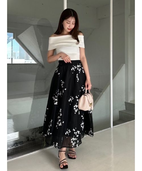 【値下げ 7,600円→7,300円 】 d.i.a. オフショルダートップス GYDA ショートオフショルトップス 新品未使用 美品 タグなし
