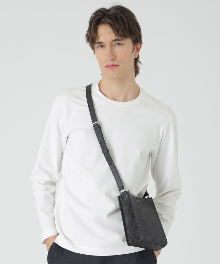 エンボスチェックスクウェアショルダーバッグ(507802515)｜HANKYU