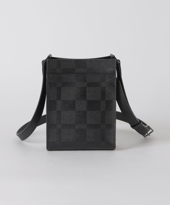 エンボスチェックスクウェアショルダーバッグ(507802515