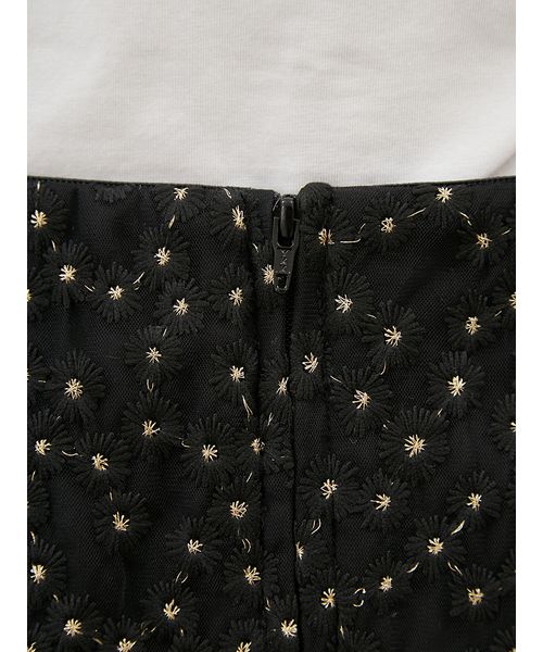 MilaOwen 花柄刺繍チュールレイヤードストレートスカート Amazon.co.jp: [ミラオーウェン] 花柄刺繍チュールレイヤード