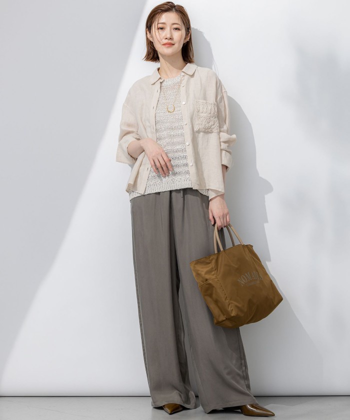 【洗える】LIBECO クロップド シャツ 23区 【洗える】LIBECO クロップド シャツ （ホワイト） -ファッション