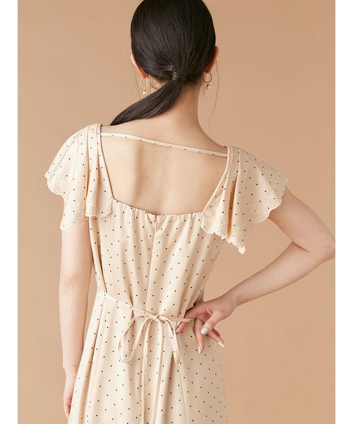 リリーブラウン　エンブロイダリードレープドレス　ワンピース LILY BROWN｜エンブロイダリードレープドレス | Rakuten Fashion