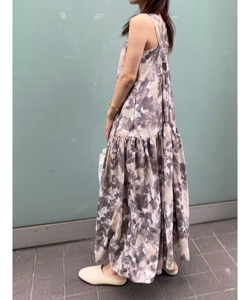 なぁさん専用Mila Owenウォッシャブルバックデザインフラワーマキシワンピ ウォッシャブル】バックデザインフラワーマキシワンピース