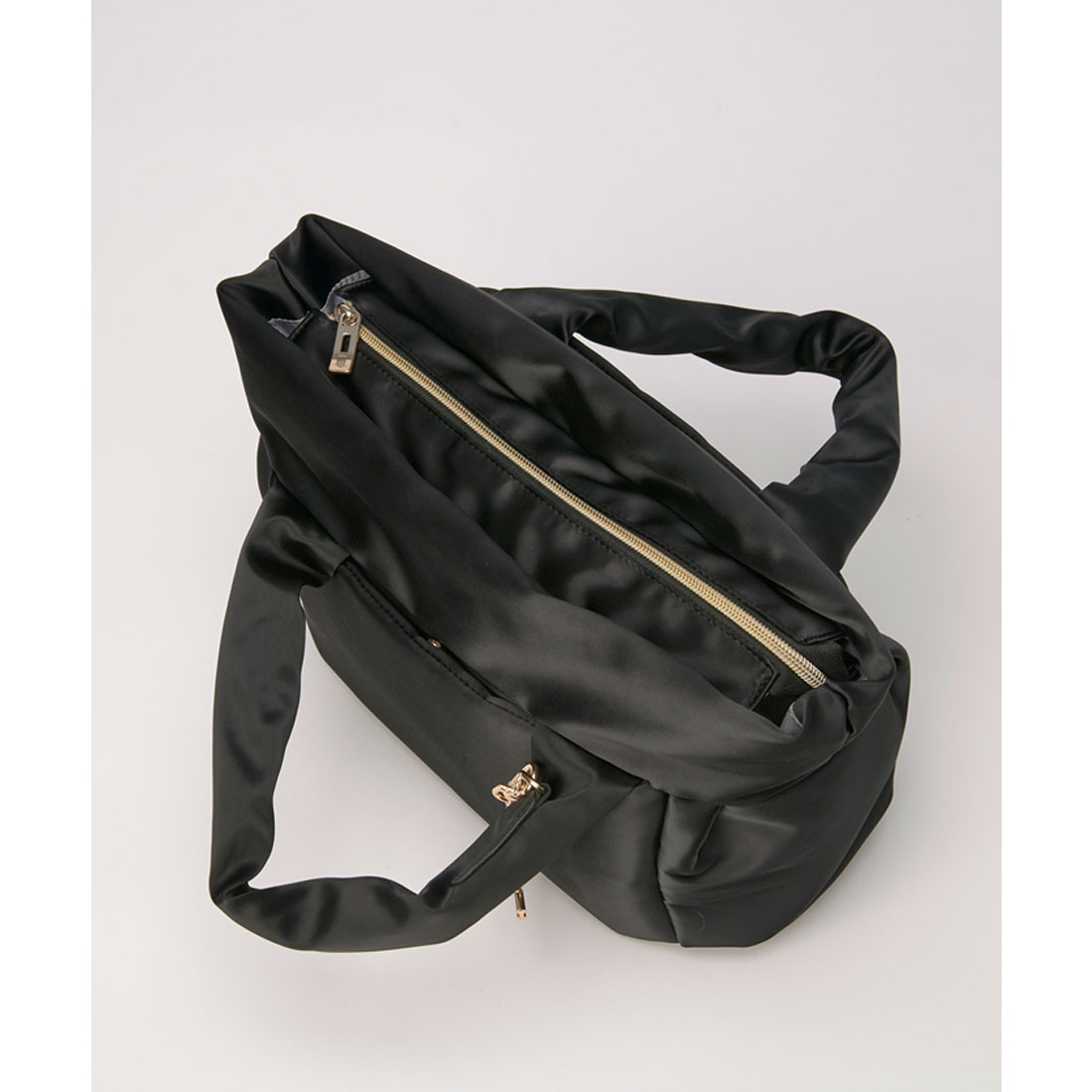 半額以下！タグ付新品未使用【LANVIN】ランバン スポール タックスカート黒L ランバン スポール LANVIN SPORT コーデュラナイロン保冷カート