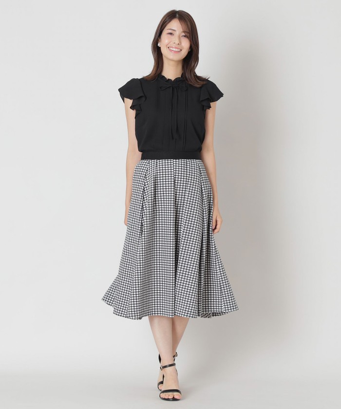 美品 ✨ room306comtemporary フリルトップス ノースリーブ room306 CONTEMPORARY / Satin Frill Tops