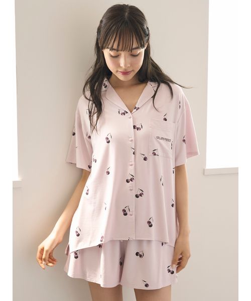 【接触冷感】チェリー柄シャツ& ショートパンツ 接触冷感】チェリー柄ショートパンツ(ショートパンツ)｜ルーム