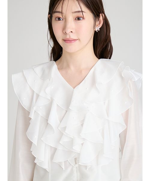 CELFORD HANAE MORIコラボ パール付きフリルブラウス HANAE MORI×CELFORDコラボ】 パール付きフリルブラウス(ブラウス