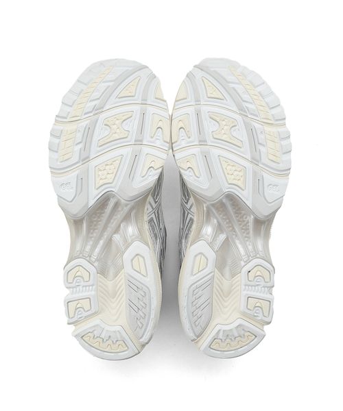 美品　emmi ASICS for emmi】GEL-NIMBUS 10.1 ASICS（アシックス） スニーカー 「ASICS for emmi」GEL-NIMBUS 10.1