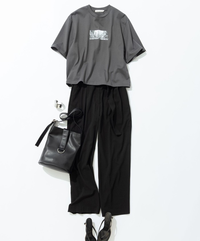 【接触冷感・UVケア・洗える】クロップド ロゴTEE 接触冷感・UVケア・洗える】ロゴTEE カットソー（Tシャツ