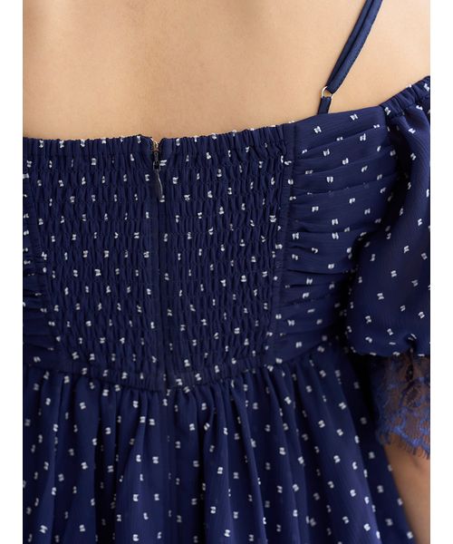 スナイデル　SNIDEL バリエオフショルレースチュニック バリエオフショルレースチュニック(シャツ・ブラウス)｜トップス