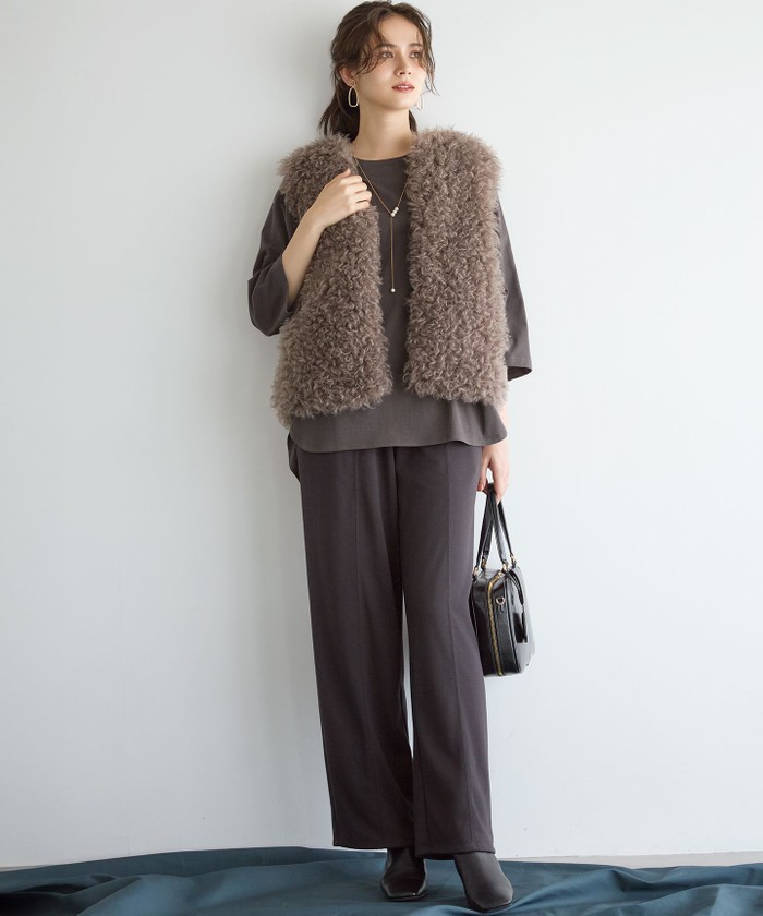 お決まりです　新品☆ジレ SLOW/一部店舗限定】フェイクファー ジレ(508524715)｜阪急