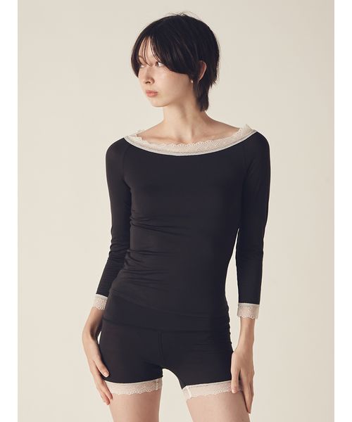 [新品タグ付き未着用] 【LILY BROWN Lingerie】オフショル LILY BROWN Lingerie】カップインオフショルダーボディ(Tシャツ