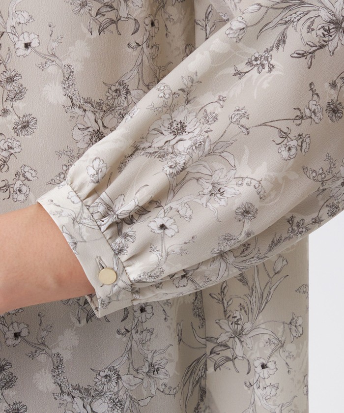 ウォッシャブル】エッチングフラワープリントブラウス(508606563