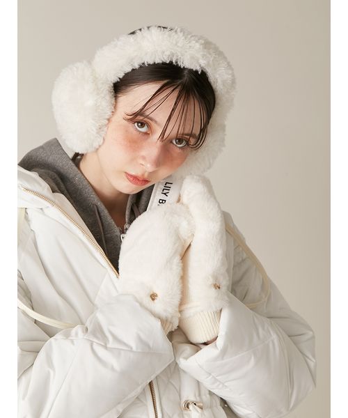 LILY BROWN×MARY QUANT】デイジーモチーフファーイヤーマフラ