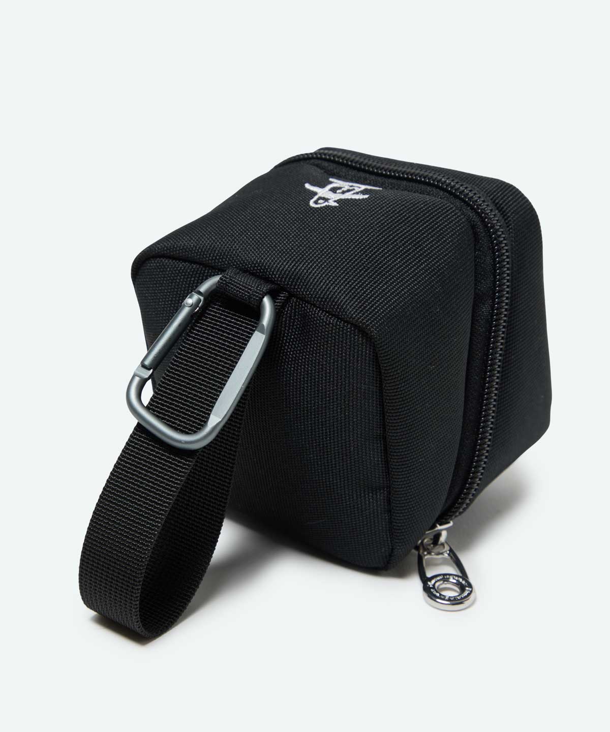 ☆マンシング⛳️新品未使用☆レッド☆ＬＬ マンシングウェア Munsingwear シーズングラフィックキューブ