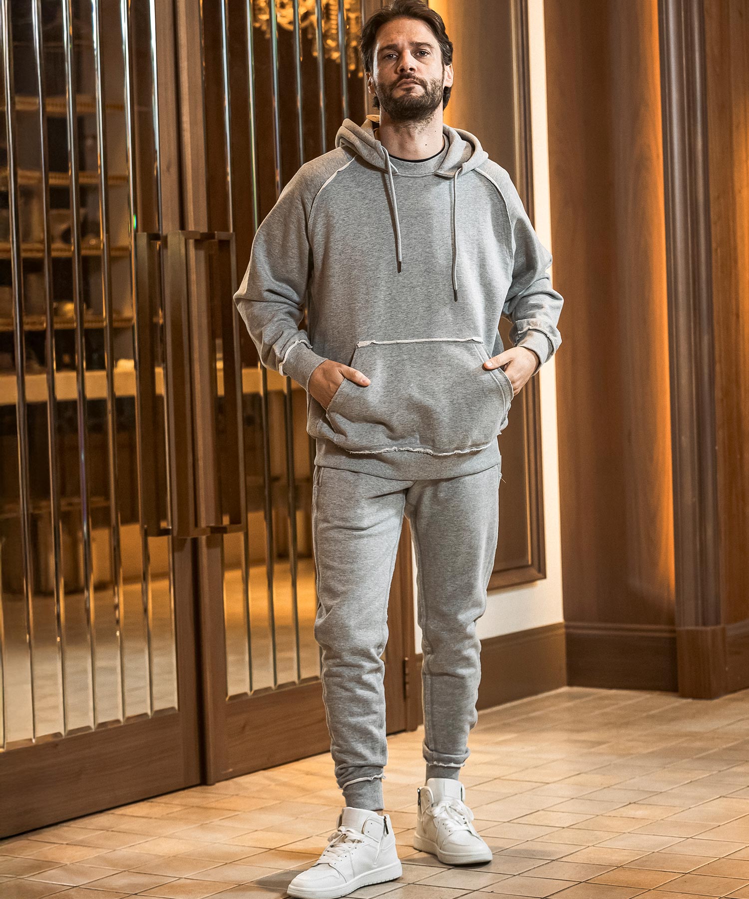 ⭐︎みっくん⭐︎　ウノピゥウノウグァーレ ウノ ピゥ ウノ ウグァーレ トレ リラックス 1PIU1UGUALE3 REL