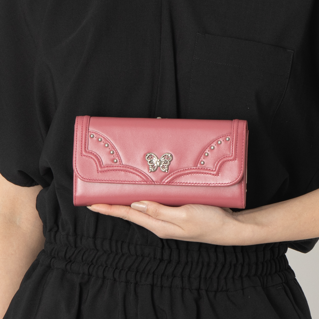アナスイ ANNA SUI ナーシャ 口金長財布(508765315)｜阪急百貨店公式