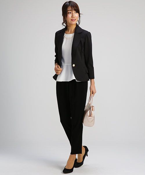 セール サイズ有り ポンチ素材テーラードジャケット フォルムフォルマ Form Forma Magaseek