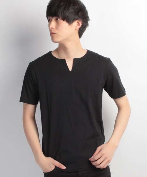 JEANS MATE(ジーンズメイト)/【OUTDOOR　PRODUCTS】ZERO　STAIN　汗染み防止キーネックTシャツ/ブラック