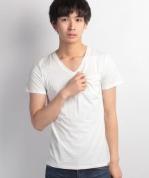 JEANS MATE(ジーンズメイト)/【OUTDOOR　PRODUCTS】ZERO　STAIN　汗染み防止VネックTシャツ/ホワイト