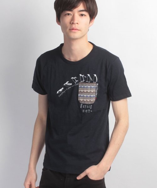 JEANS MATE(ジーンズメイト)/【BLUE　STANDARD】ペンギンプリントボケットTシャツ/E