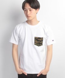 JEANS MATE(ジーンズメイト)/【CHAMPION】REVERSE　WEAVE　カモフラポケットTシャツ/ホワイト