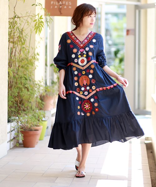Web限定 ボリュームスリーブ カラフル刺繍 ロングワンピース ブージュルード Bou Jeloud Magaseek