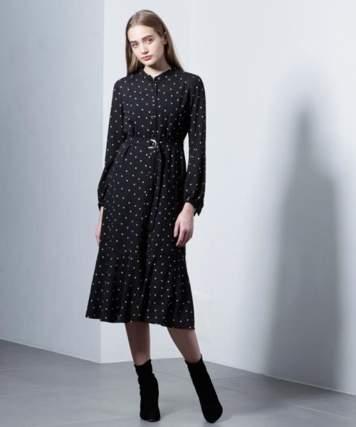 スタードット刺繍ワンピース グレースコンチネンタル Grace Continental Magaseek