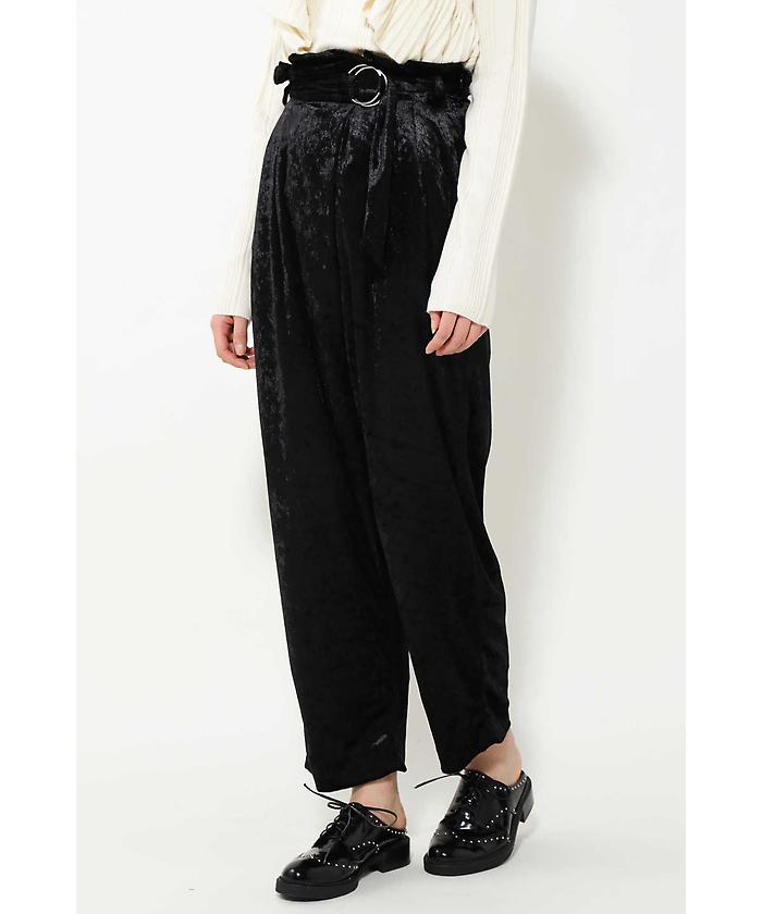 ピンクから白まで ベロアワイドパンツ ベロアスカートのコーデ18秋冬 Dorris