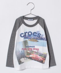 crocs(KIDS WEAR)(クロックス（キッズウェア）)/CROCSプリント長袖Tシャツ/グレー