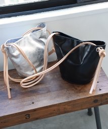 marjour(マージュール)/[Laugoa］METALLIC BAG/シルバー