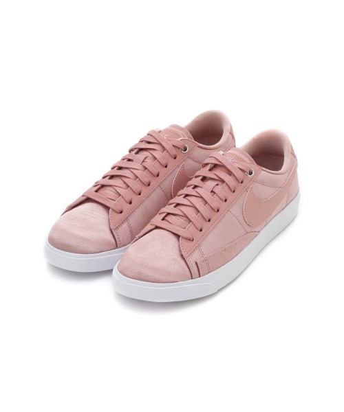 nike w blazer low se